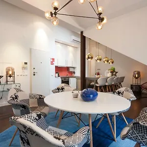 Explore Vibrant From A Designer Loft At Casa Da Barroca Apartment