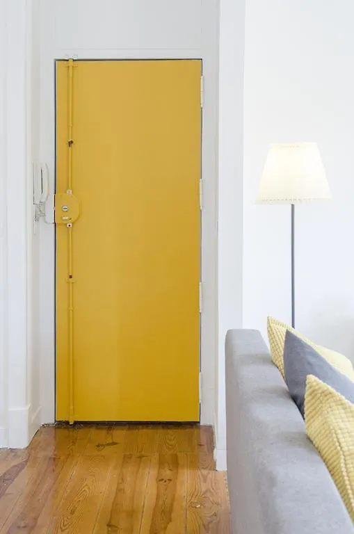 Cozy Apartment With Castel View Lisboa Portugal