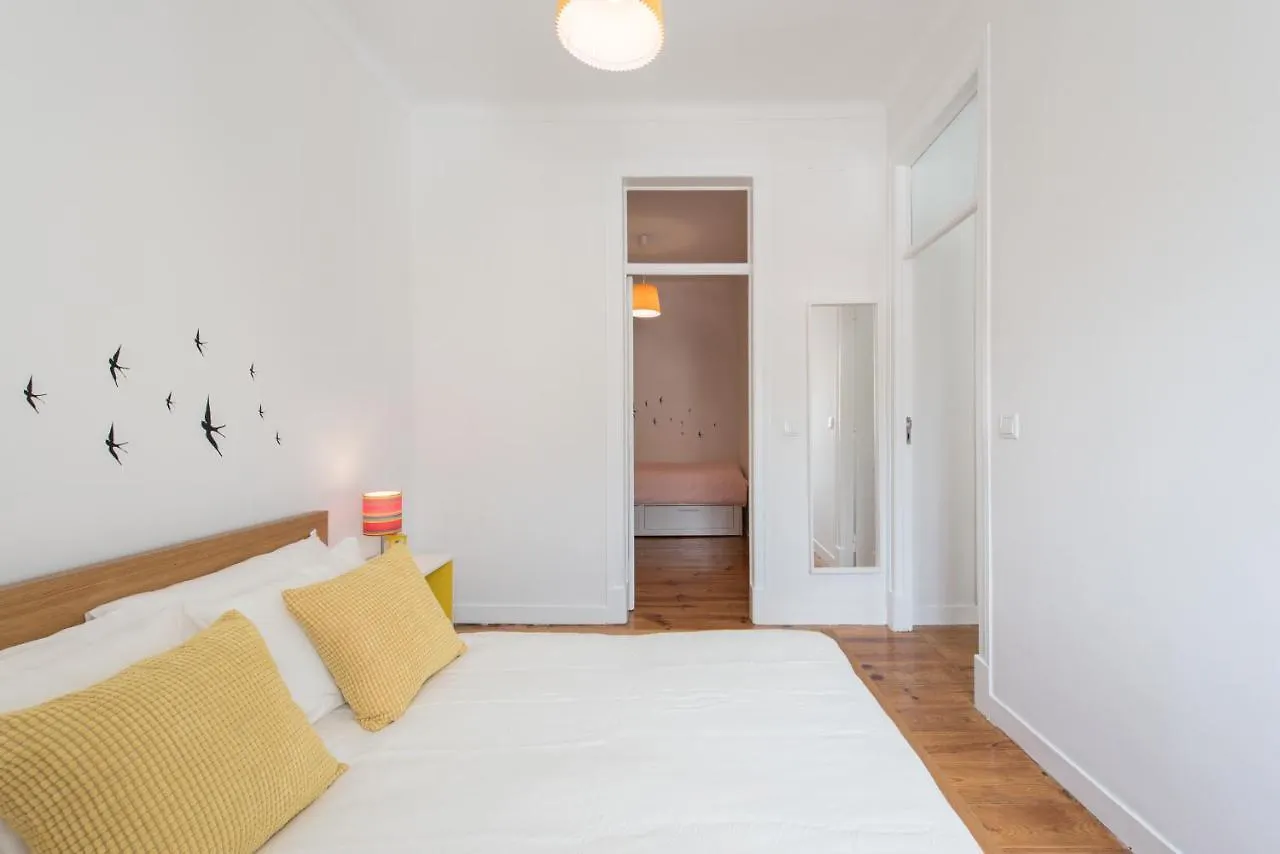 Cozy Apartment With Castel View Lisboa Portugal