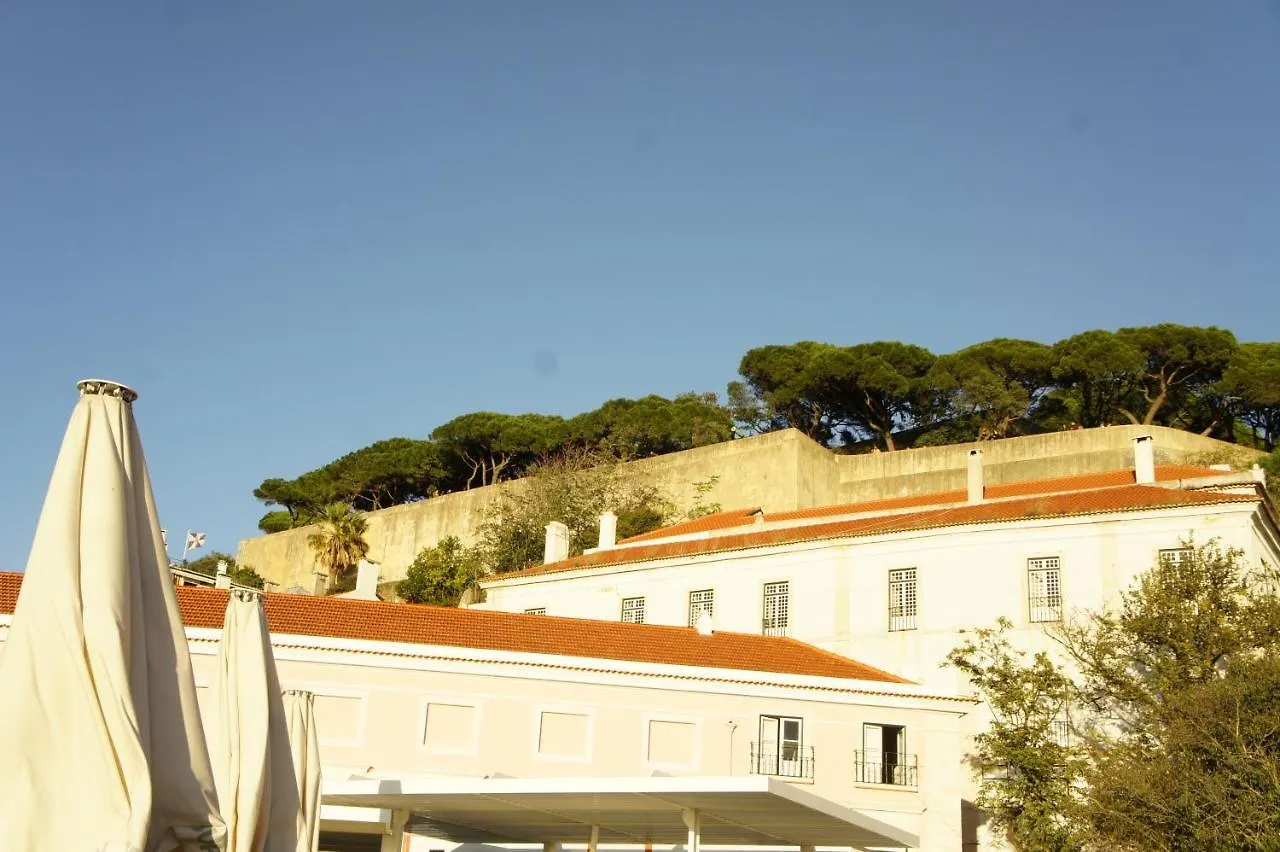 Cozy Apartment With Castel View Lisboa