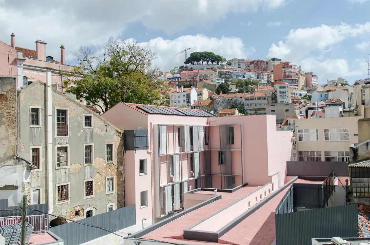 Cozy Apartment With Castel View Lisboa
